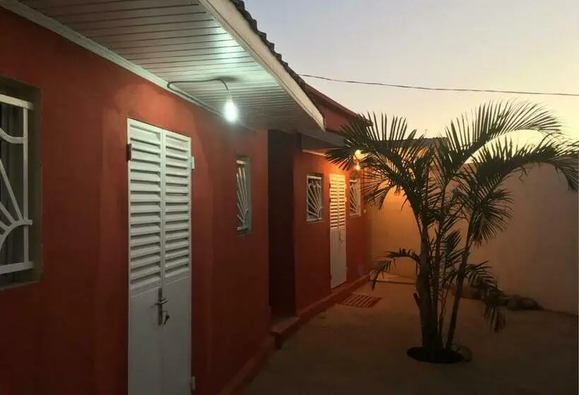 بانگلوی استاندارد, Homelidays