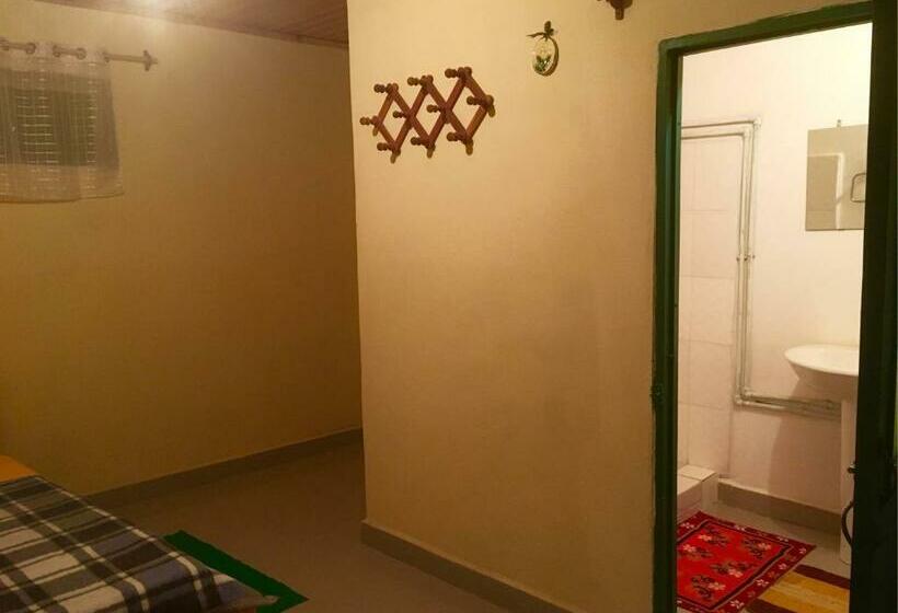 بانگلوی استاندارد, Homelidays