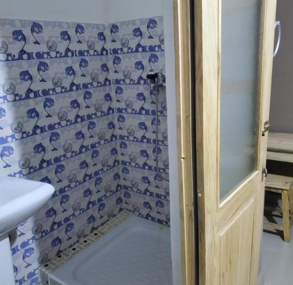 اتاق لوکس, Homelidays