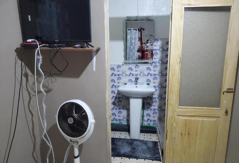 اتاق لوکس, Homelidays