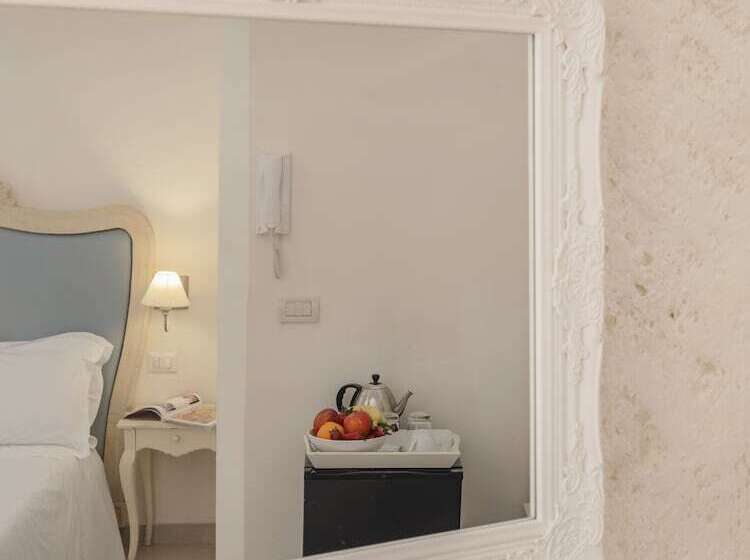 标准间, Palazzo Degli Abati