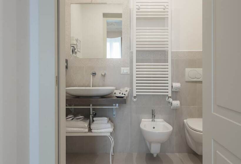 小型套房, Palazzo Degli Abati