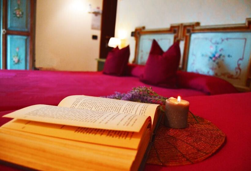 اتاق استاندارد سه نفره, Venice Lion Residence Vespucci