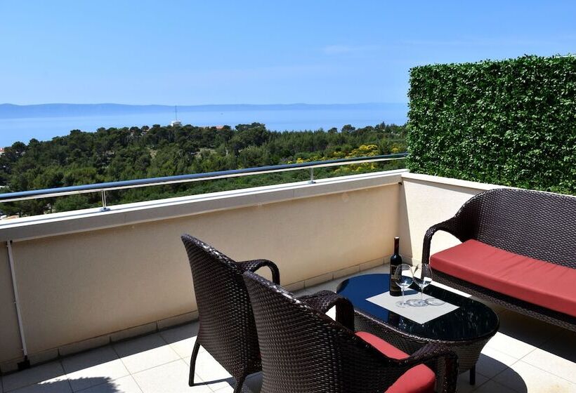 غرفة قياسية مطلّة علي البحر مزوَّدة بتراس, Villa Mila
