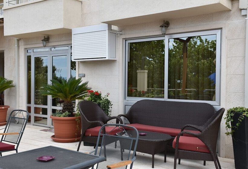 شقة غرفة نوم واحدة مزودة بتراس مطلة على البحر, Villa Mila