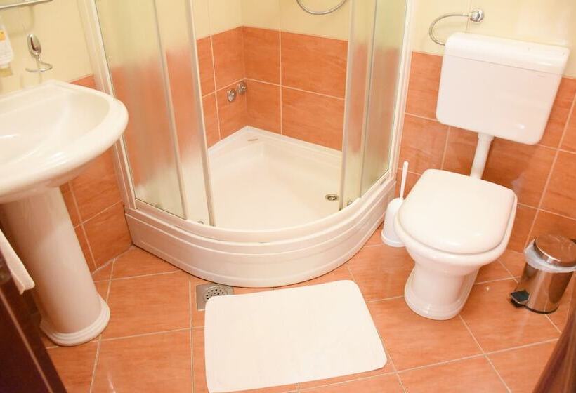 شقة غرفة نوم واحدة مزودة بتراس مطلة على البحر, Villa Mila