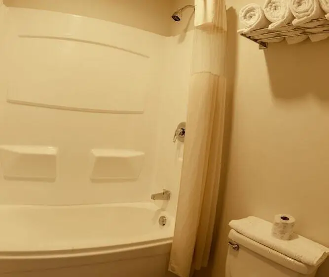 سوییت, Barrokas Hotel & Suites