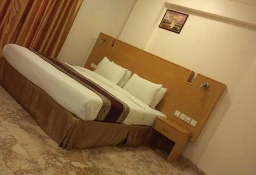 اتاق استاندارد با تخت بزرگ, Al Reef