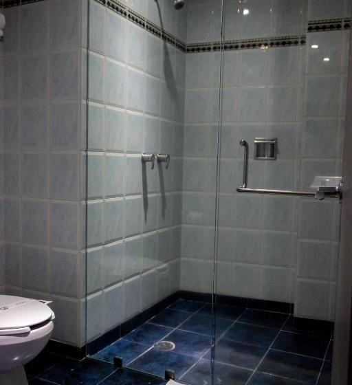 Номер Стандарт, Ambos Mundos