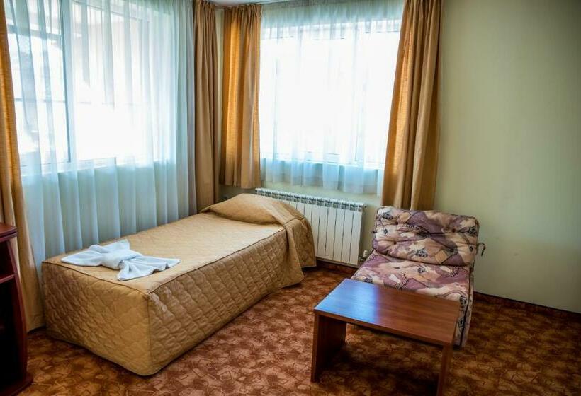 Quarto Familiar, Bariakov Family