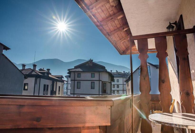 Quarto Estandar Individual com Sacada, Bariakov Family