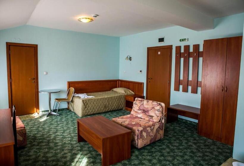 Quarto Familiar, Bariakov Family