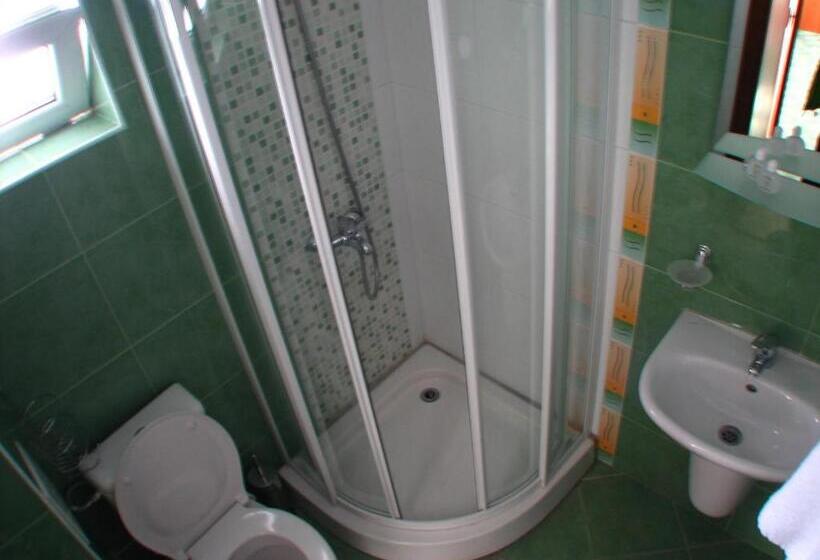 Quarto Familiar, Bariakov Family