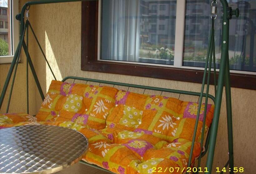 Quarto Familiar, Bariakov Family