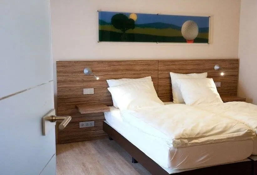 Quarto Comfort, Golf & Country