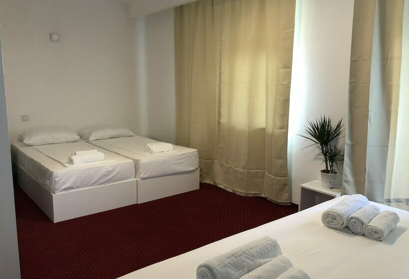 Triple Room Sea View, Park