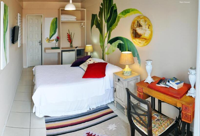 اتاق اساندارد با چشمانداز جانبی به دریا, Pousada Via Brasil