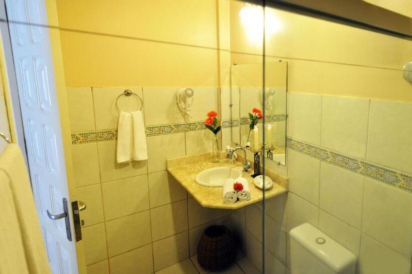 اتاق سوپریور با چشمانداز دریا, Pousada Via Brasil