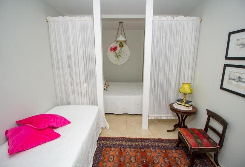 اتاق استاندارد سه نفره, Pousada Via Brasil