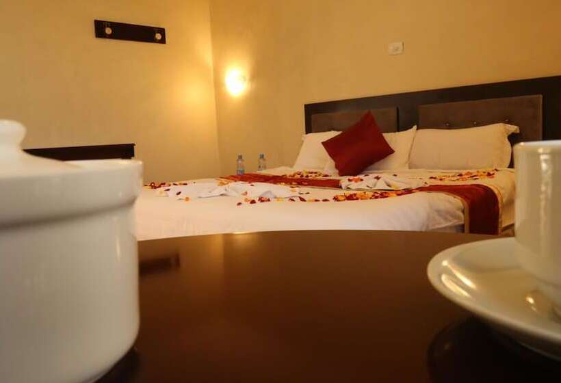 Standard Single Room, Lakemark Hotel And Tour Service Bahir Dar