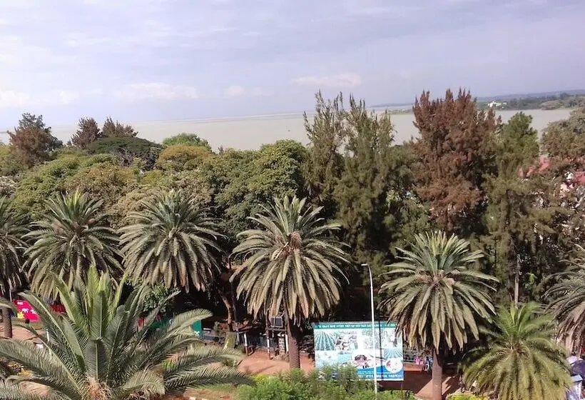 اتاق استاندارد سه نفره, Lakemark Hotel And Tour Service Bahir Dar