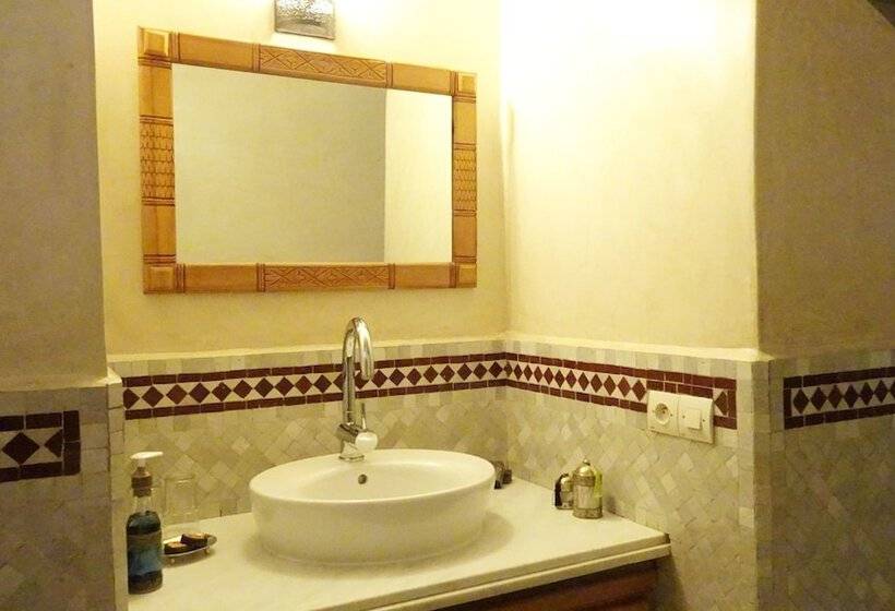 سوییت خانوادگی, Riad Sabah