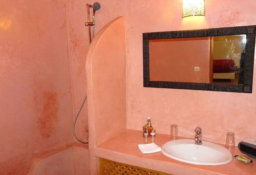 コンフォートトリプルルーム, Riad Sabah