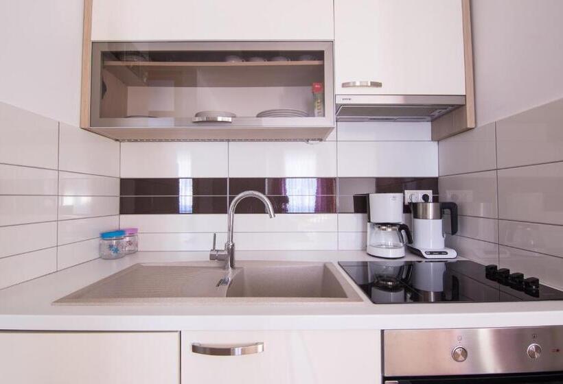 דירת 2 חדרים נוף לים, Villa Novak