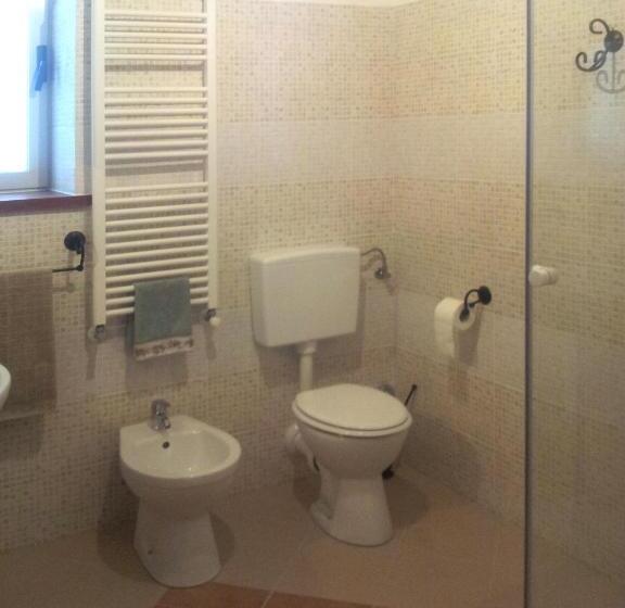 اتاق استاندارد یک تخته با سرویس بهداشتی مشترک, Bed And Breakfast Al Cucherle