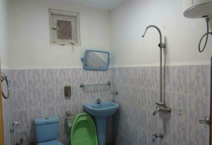 Quarto Familiar, Thisara Pool Resort Kataragama & Yala & Kabiliththa Safari