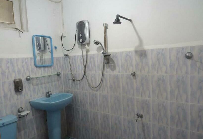 Quarto Familiar, Thisara Pool Resort Kataragama & Yala & Kabiliththa Safari