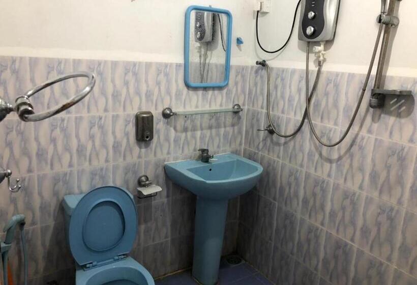 Quarto Familiar, Thisara Pool Resort Kataragama & Yala & Kabiliththa Safari