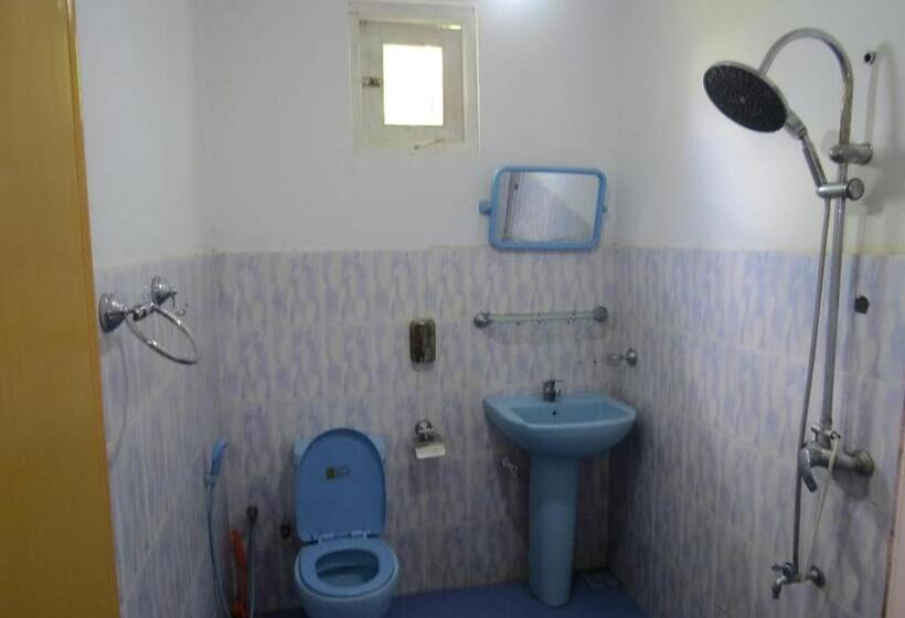 Quarto Familiar, Thisara Pool Resort Kataragama & Yala & Kabiliththa Safari