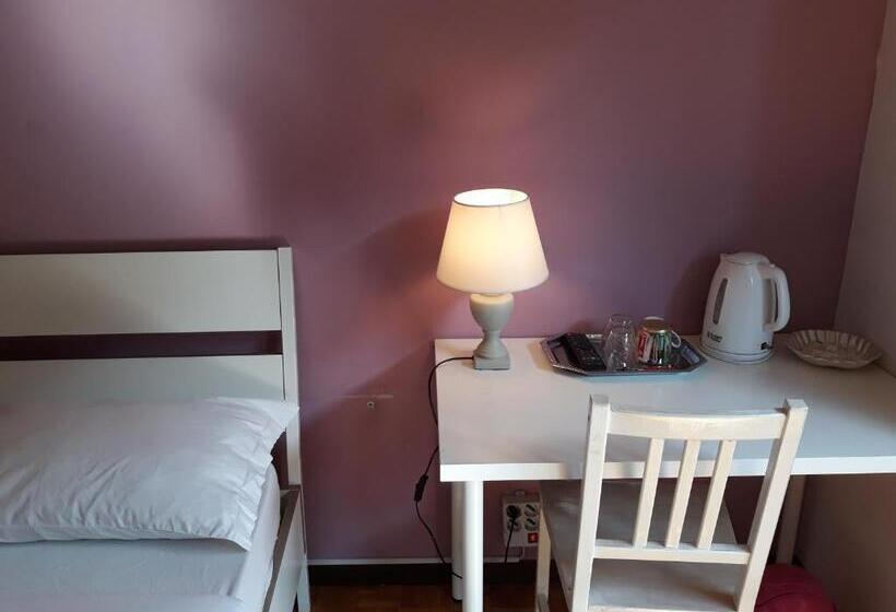 اتاق استاندارد با سرویس بهداشتی مشترک, My Sweet Rooms