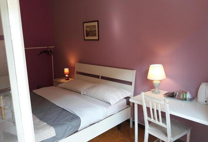 اتاق استاندارد با سرویس بهداشتی مشترک, My Sweet Rooms