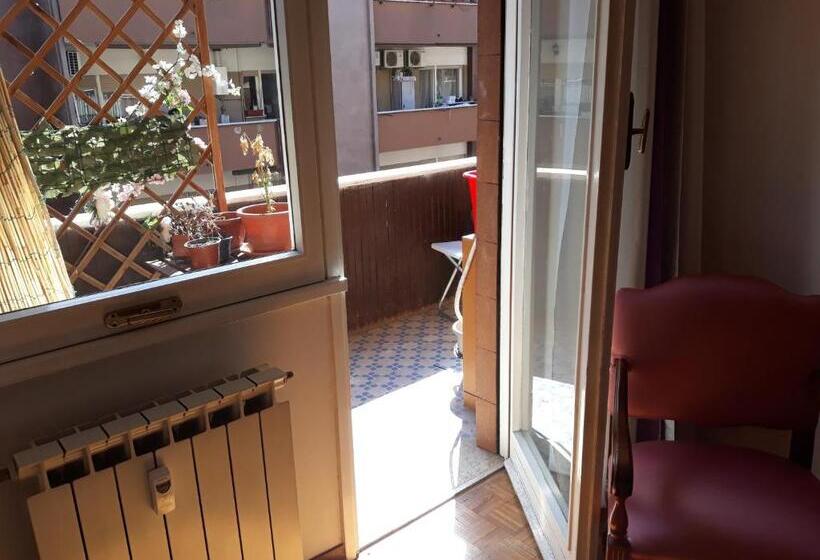 اتاق استاندارد با سرویس بهداشتی مشترک, My Sweet Rooms