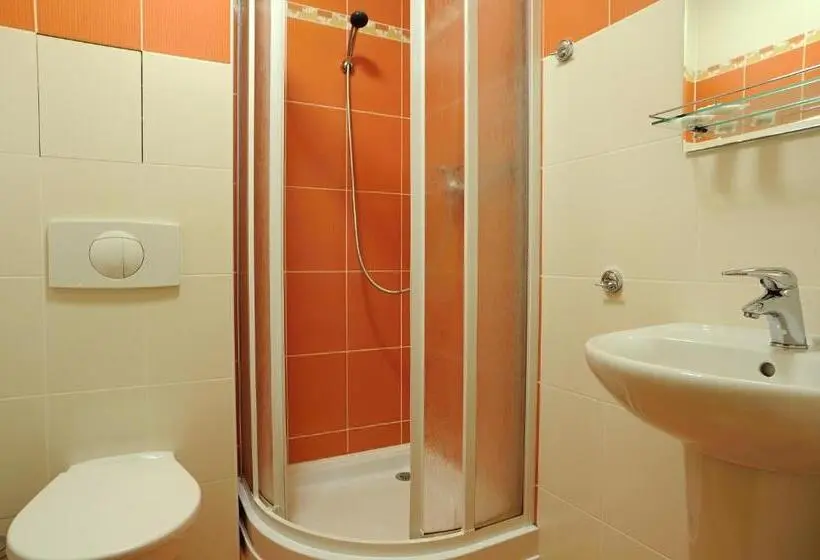 スタンダード４人部屋, Wellness Penzion Jarmilka S Privátním Wellness