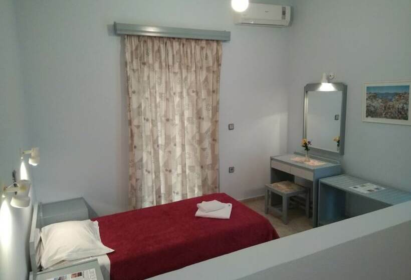 Студио Стандарт Вид на Горы, Sofia Apartments