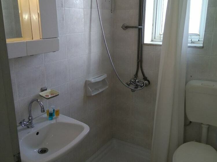 إستوديو قياسى مطلة على الجبل, Sofia Apartments