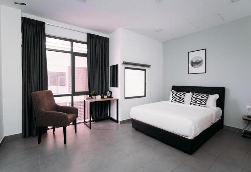 Standard Szoba, B Lot