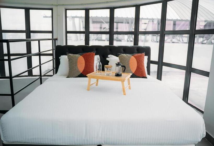 Standard Szoba Erkéllyel, B Lot