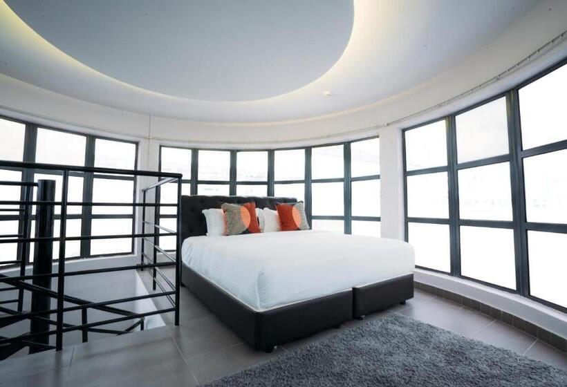 Standard Szoba Erkéllyel, B Lot