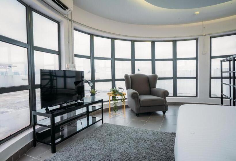 Standard Szoba Erkéllyel, B Lot