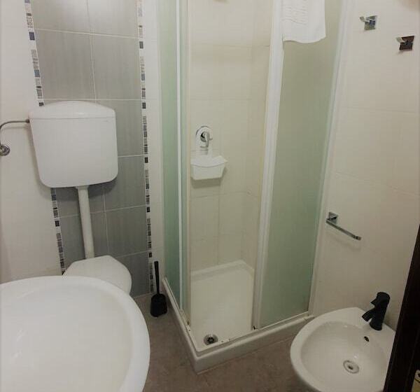 اتاق خانوادگی, B&b Eraclio Suite