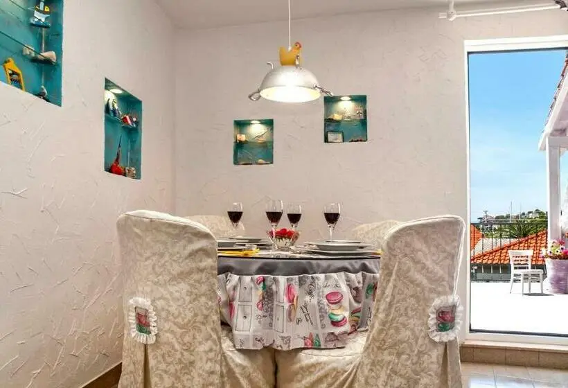 Apartamento 1 Quarto Vista Mar, Villa Ria