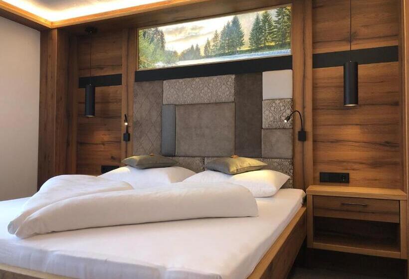 דירת חדר, Pension Alpenperle