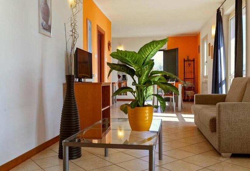 דירת 4 חדרים, Residence La Collina