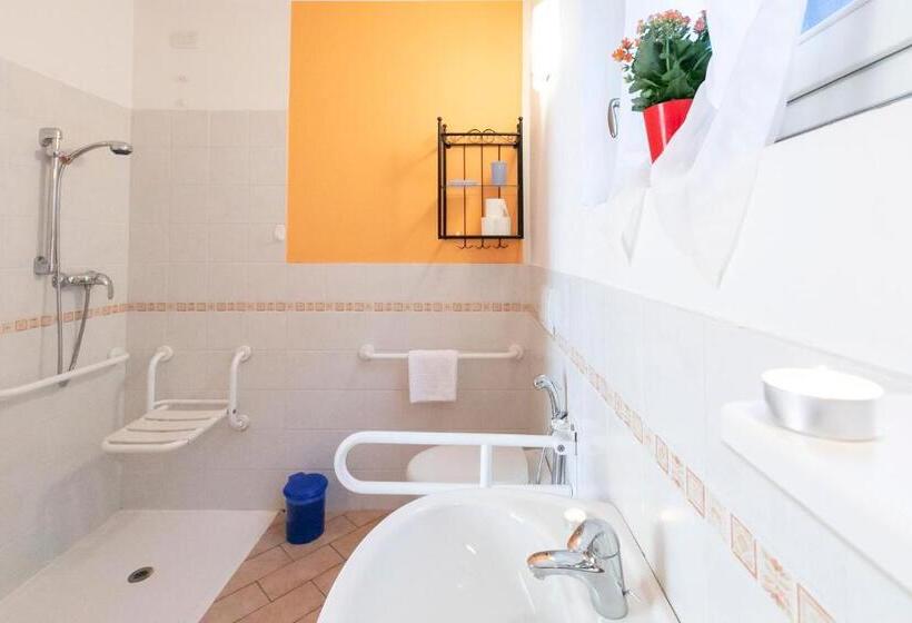 Апартаменты 2 Спальни, Residence La Collina