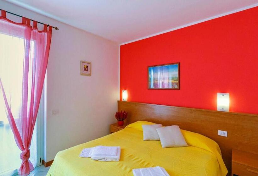 דירת שני חדרים, Residence La Collina