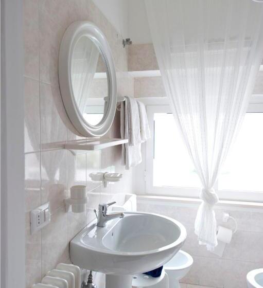 标准三人间, Apulia Bed&breakfast